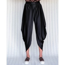 LISA BROWN - Etsu Pants ( Pictured in black)